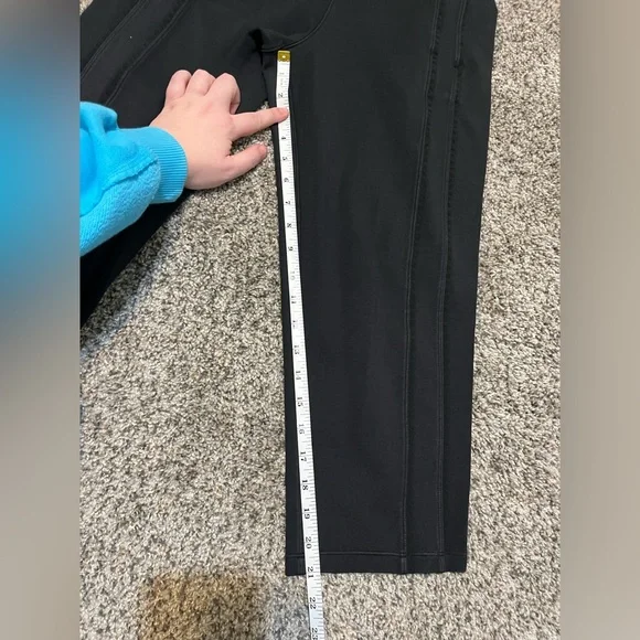 Lululemon Light Strides Crop Black Size 4 - Picture 7 of 7